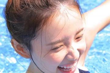 开云体育登录-王冠加冕与沙漠逆袭，足球世界的两极脉动