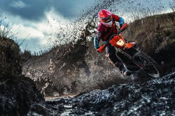 开云体育入口-绝杀与利刃，黄喜灿持续发难，巴黎补时逆转马德里竞技