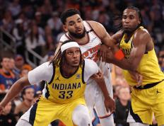 开云体育官网-步行者惨败尼克斯，季前赛两连败