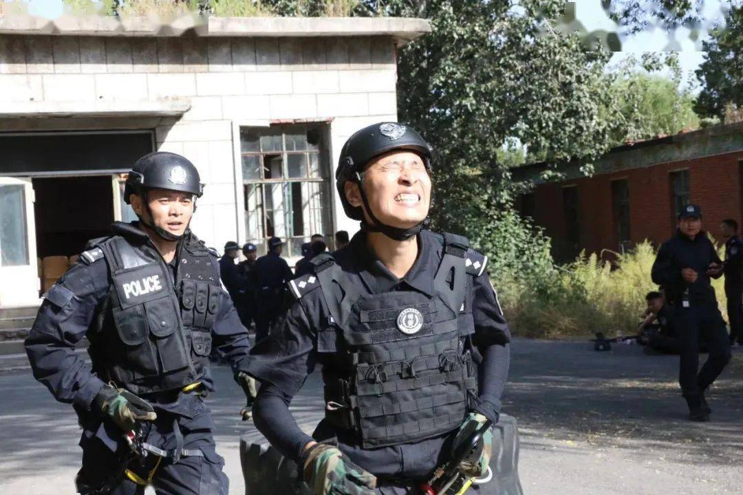 开云体育平台APP-疲劳之战局势白热，凶险危局下依旧悬念的简单介绍
