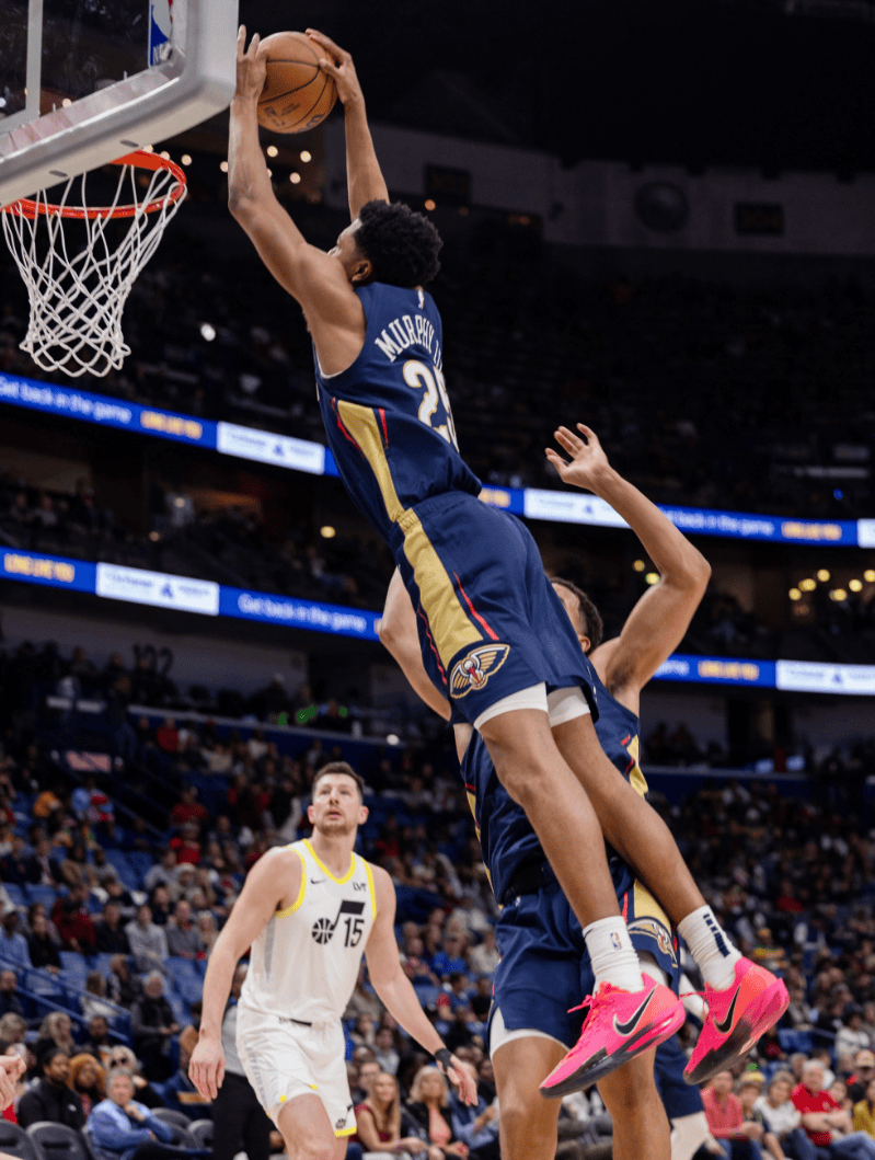 开云体育官方网站-雷霆鏖战独行侠，锡安打破历史纪录的简单介绍