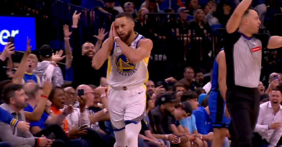 开云体育APP下载-勇士大胜火箭，豪取八连胜