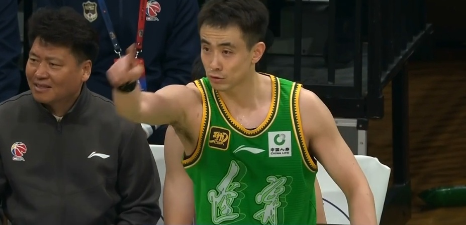 开云体育中国-包含青岛队翻盘火箭，赵继伟状态火热的词条