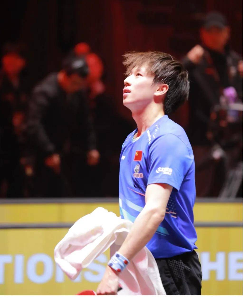 开云下载-英格兰队绝杀中国队，林高远高光表现