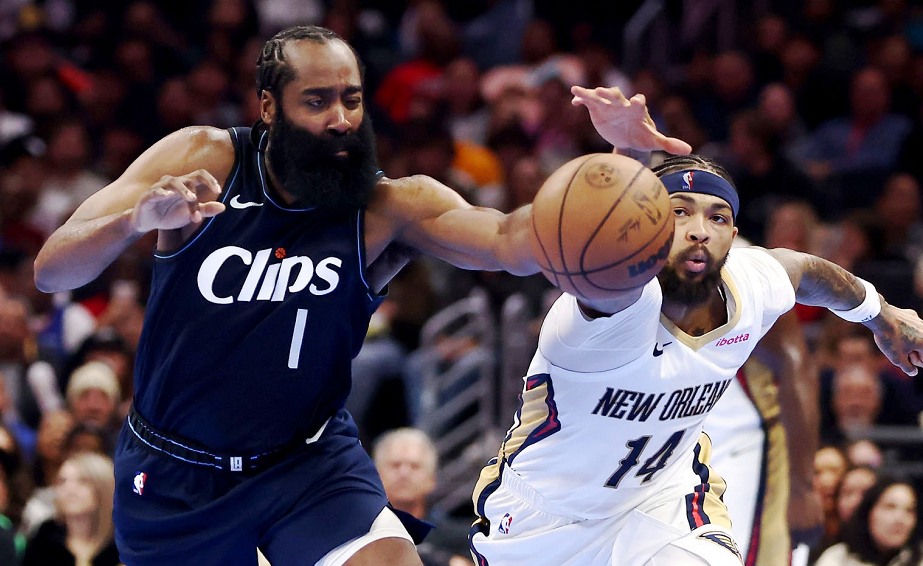 开云官网-鹈鹕轻取天津队，范弗利特带队取胜