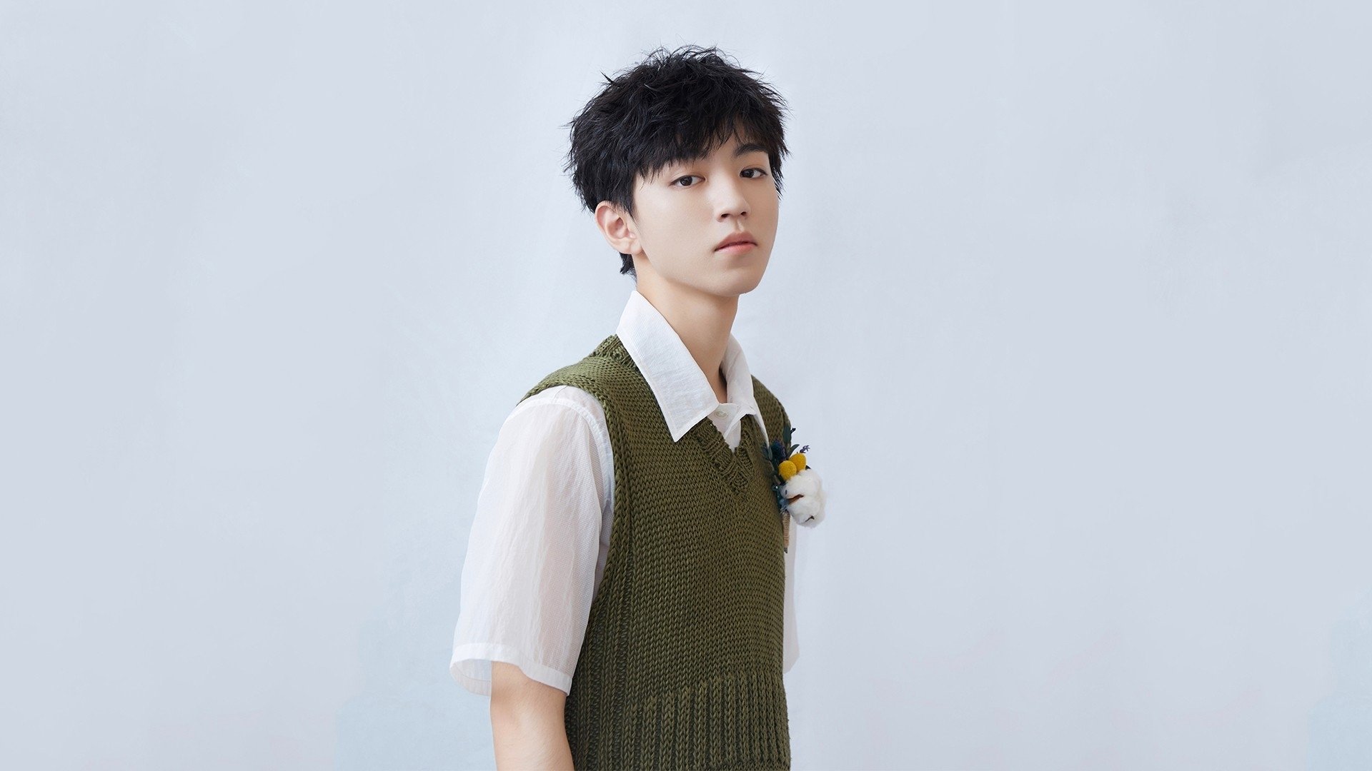 开云体育入口-跨界巨星的辉煌，苏亚雷斯在NBA季后赛之夜闪耀