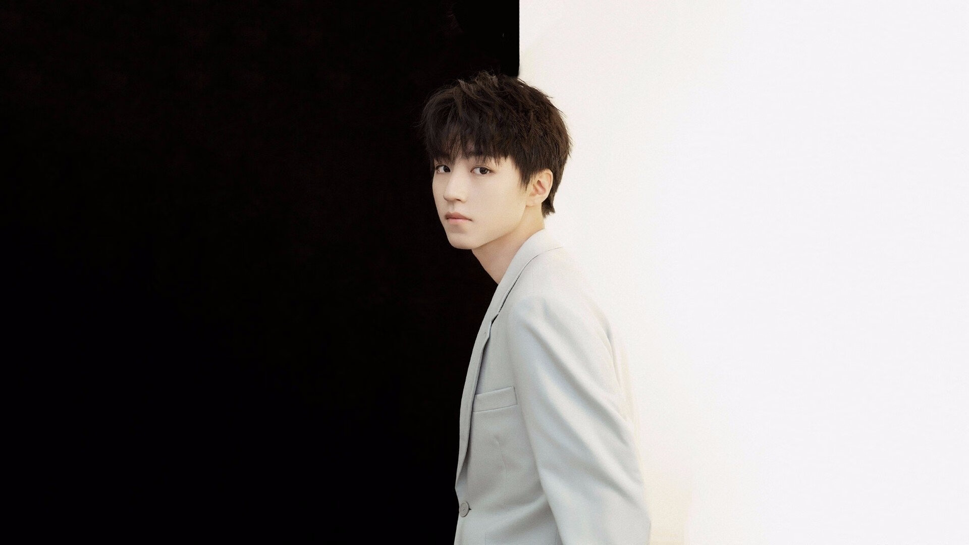 开云体育入口-基米希主宰比赛，哥伦比亚对阵曼联中的全能展现