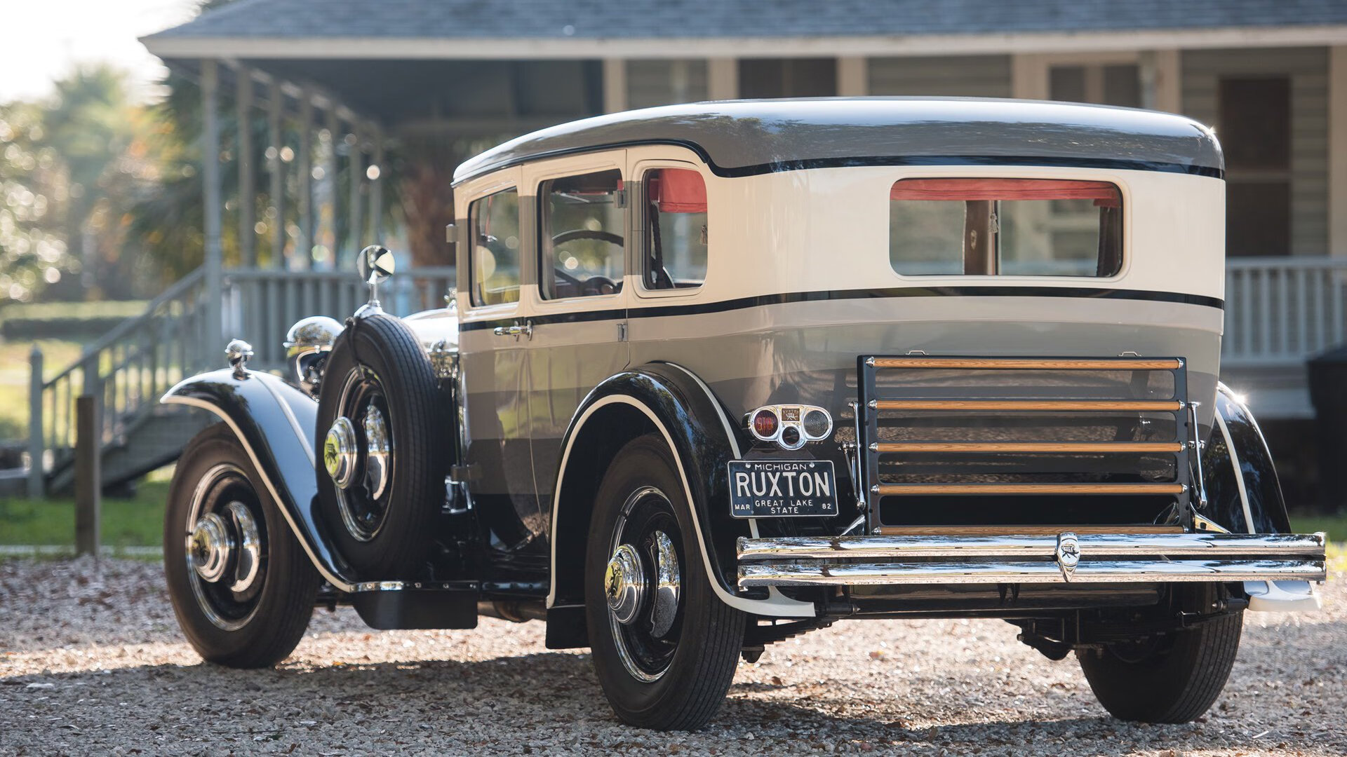 开云体育APP下载-爆发与完胜,当利拉德刺穿黑暗,国王照亮团队篮球的深邃星空